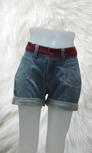 Lady's Jean Shorts With Stiched Red Velvet