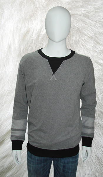 Sweater in Grey and Black
